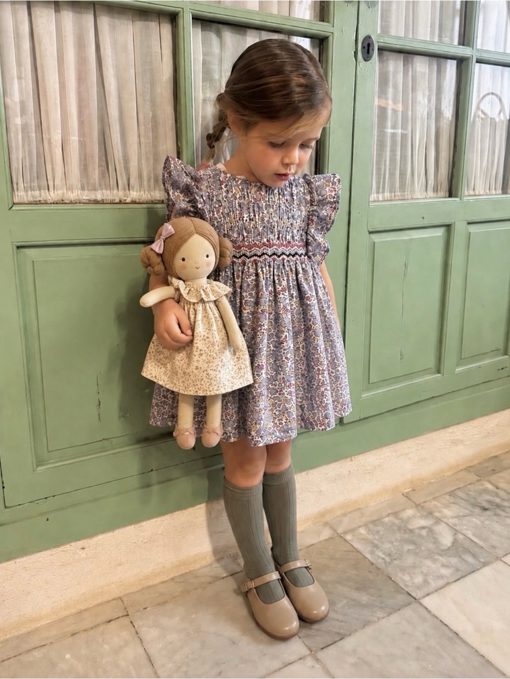 Unit 🦢 brand dress (European), made of organic cotton
Super cute.